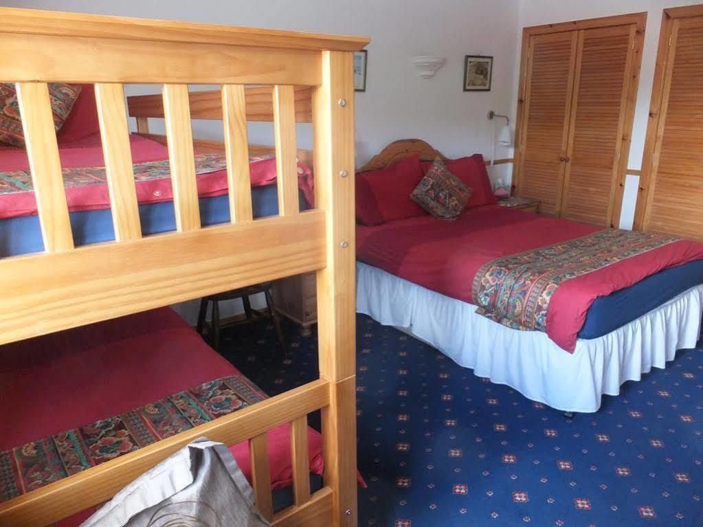 Houton Bay Lodge Orphir  Esterno foto